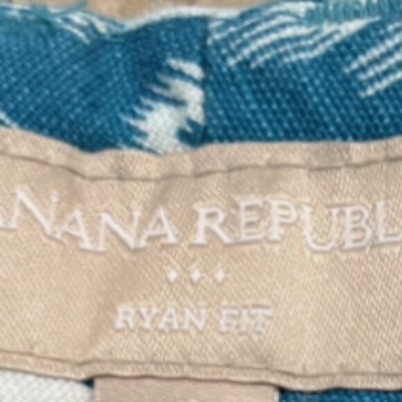 Women's Banana Republic Ryan Fit Linen Blend Shorts - Picture 6 of 6